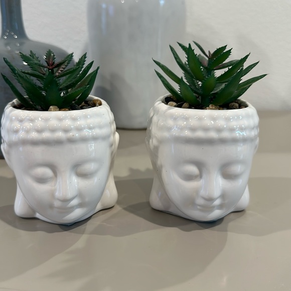 Set of 2 Succulent Buddha Planters New - Picture 5 of 11